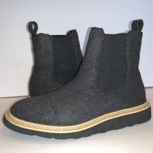 Universal Thread Dawn Chelsea Boots NWOT